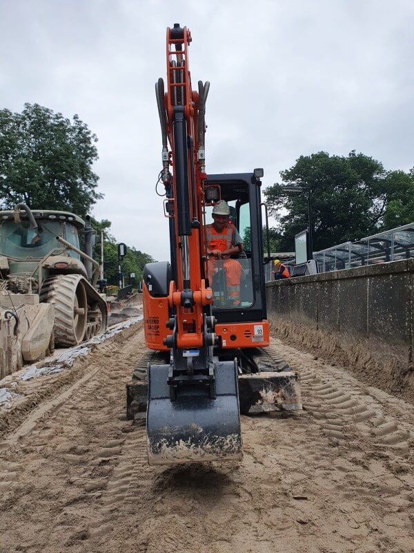 Van Eerd Groep Minigraver Machinist grondverzet met kleine graafmachines